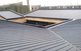 12 Standing Seam Metal Roof Achieves AAMA 2605 PVDF Coating Standard